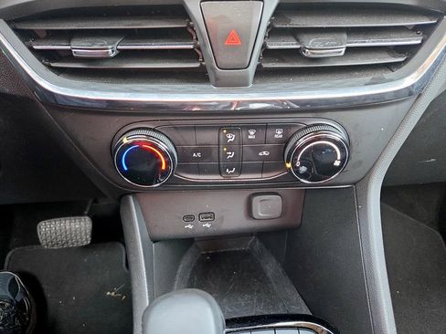 Used 2025 Buick Encore GX Preferred image 26