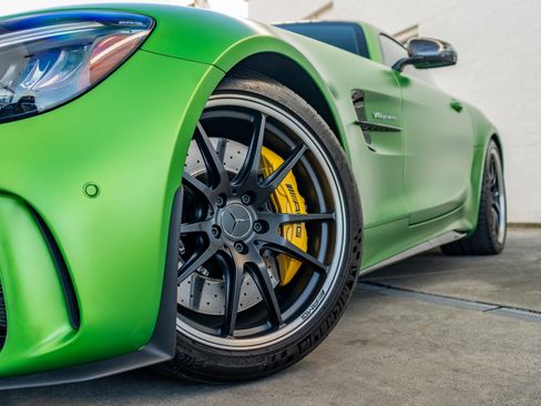 Used 2020 Mercedes-Benz AMG GT R image 4