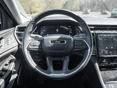 Used 2022 Jeep Grand Cherokee Limited 4xe image 35