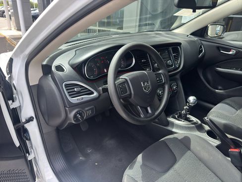 Used 2016 Dodge Dart SE w/ Convenience Group FWD image 3