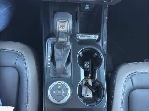 New 2025 Ford Bronco Outer Banks image 22