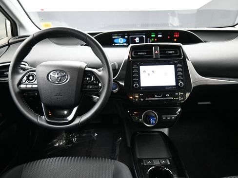 Used 2022 Toyota Prius Prime LE FWD image 21
