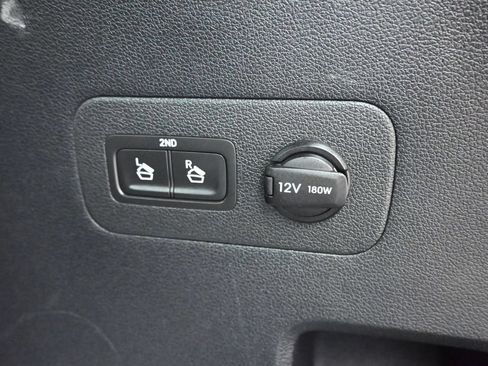 Used 2019 Hyundai Santa Fe Limited FWD image 31