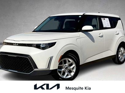 Certified 2023 Kia Soul LX w/ Option Group 015