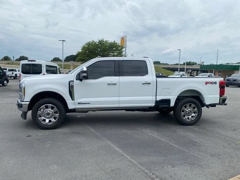 Used 2025 Ford F250 Lariat w/ Chrome Package AWD/4WD image 4