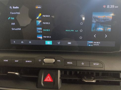 Used 2025 Kia K4 LXS image 25