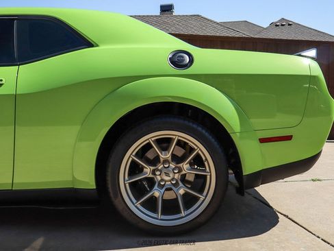 Used 2023 Dodge Challenger R/T Scat Pack RWD image 5