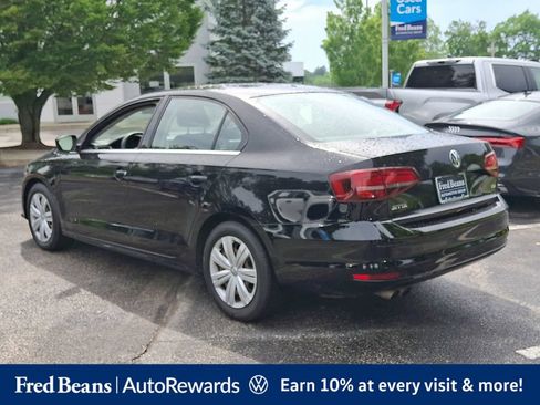 Used 2017 Volkswagen Jetta S FWD image 5