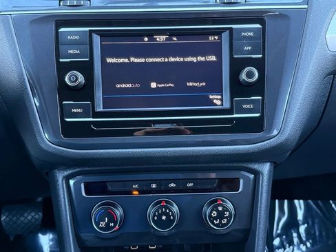 Used 2021 Volkswagen Tiguan S FWD image 32