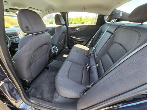 Used 2023 Chevrolet Malibu LT FWD image 18