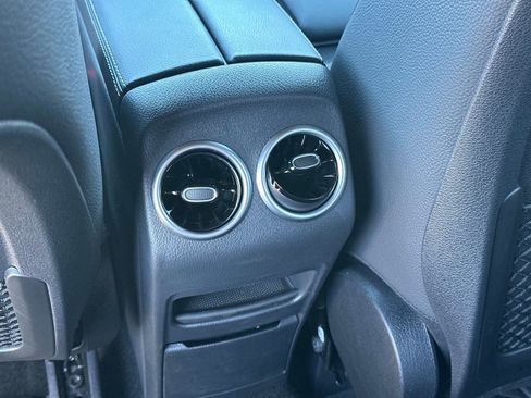 Certified 2025 Mercedes-Benz GLB 250 GLB 250 image 15