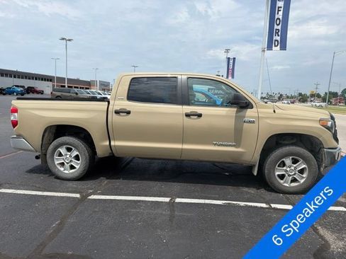 Used 2018 Toyota Tundra SR5 w/ SR5 Upgrade Package AWD/4WD image 4
