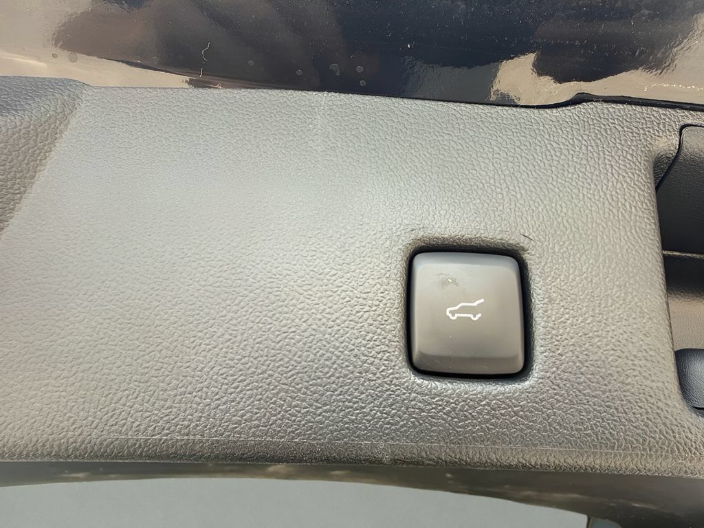 Used 2023 Ford Escape ST-Line w/ Tech Pack #1 AWD/4WD image 30