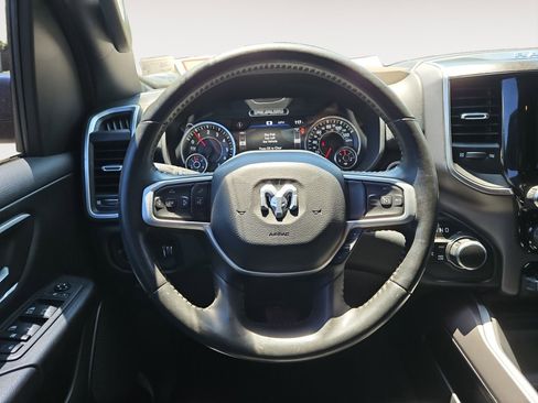 Used 2022 RAM 1500 Big Horn AWD/4WD image 12