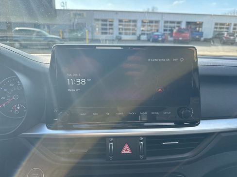 Used 2024 Kia Forte GT-Line image 10