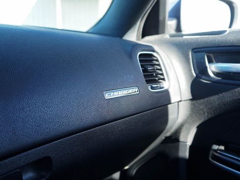 Used 2022 Dodge Charger SXT image 22