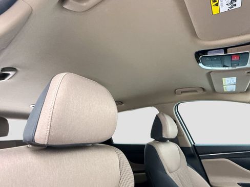 Used 2023 Hyundai Santa Fe SEL FWD image 17