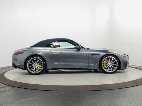 Used 2022 Mercedes-Benz SL 63 AMG 4MATIC w/ Driver Assistance Package image 34