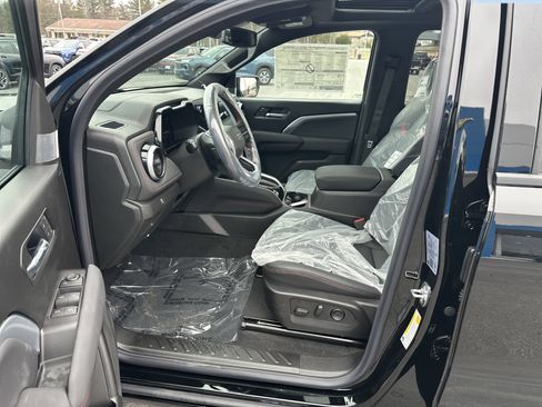 New 2026 Chevrolet Colorado Z71 w/ Technology Package image 8