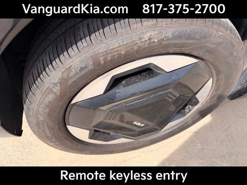 Certified 2024 Kia EV9 Land AWD/4WD image 10