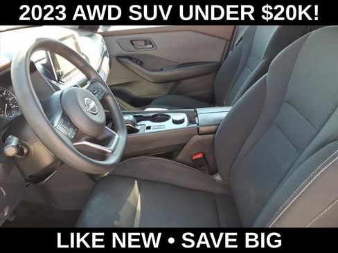 Used 2023 Nissan Rogue S image 14