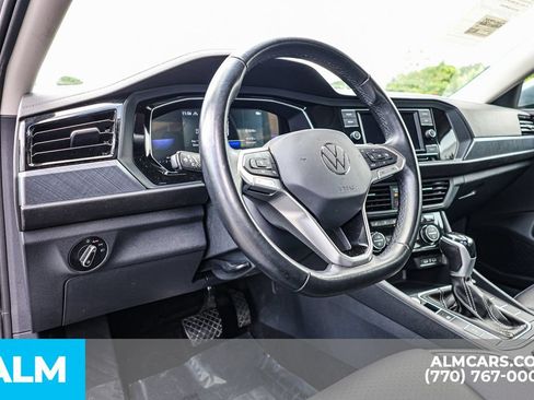 Used 2024 Volkswagen Jetta SE FWD image 24