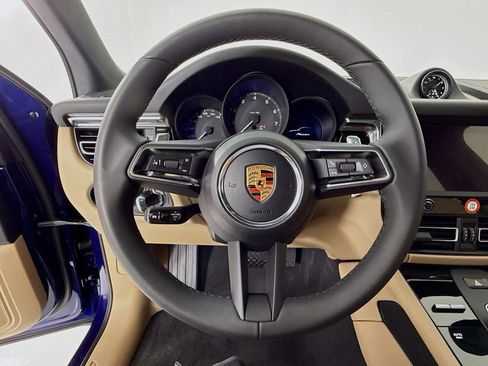 New 2026 Porsche Macan image 14