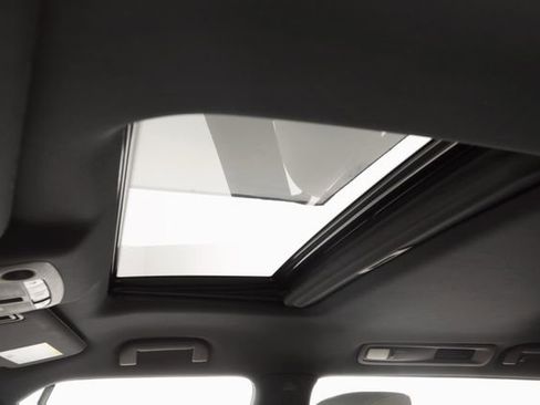 Used 2024 INFINITI QX80 Sensory image 23