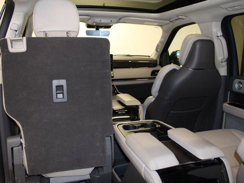 Used 2023 Jeep Grand Wagoneer 4WD image 47