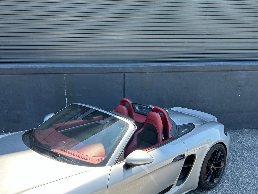 Certified 2021 Porsche 718 Boxster Spyder RWD image 11