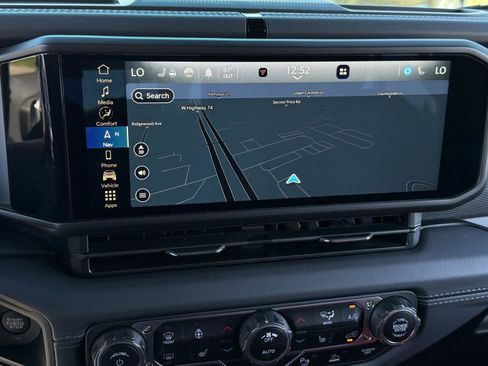 Used 2024 Jeep Wrangler Unlimited Rubicon 392 image 14