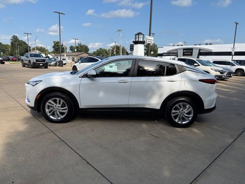 Used 2025 Buick Envista Preferred w/ Convenience I Package FWD image 8