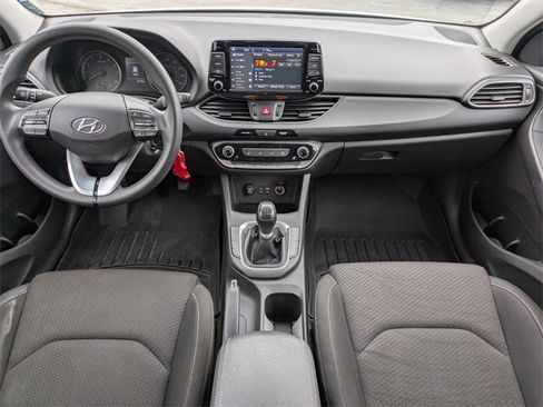 Used 2018 Hyundai Elantra GT image 14