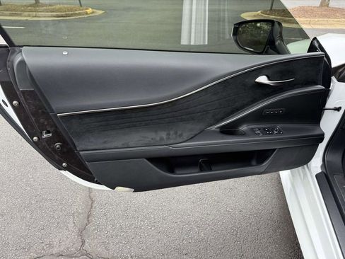 Used 2018 Lexus LC 500h image 12