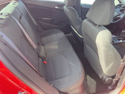 Used 2017 Chevrolet Cruze LT w/ Convenience Package image 13