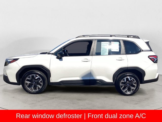 Used 2025 Subaru Forester AWD/4WD image 2