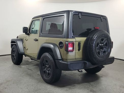 Used 2025 Jeep Wrangler Sport image 5