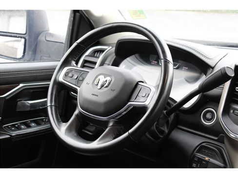 Used 2024 RAM 5500 Laramie image 16