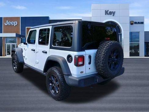 Used 2021 Jeep Wrangler Unlimited Sport AWD/4WD image 3