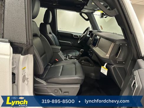 New 2026 Ford Bronco Outer Banks image 8