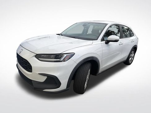 Used 2023 Honda HR-V LX image 2