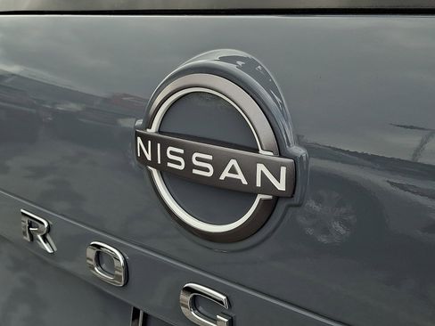 Certified 2023 Nissan Rogue SL w/ SL Premium Package image 30