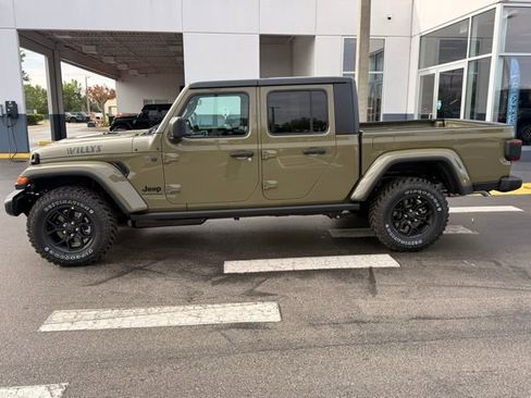New 2026 Jeep Gladiator Sport AWD/4WD image 6