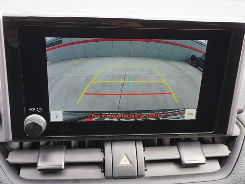 Certified 2025 Toyota RAV4 LE image 17