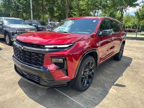 New 2026 Chevrolet Traverse RS FWD image 3