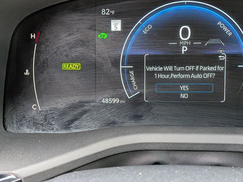 Used 2025 Toyota Camry LE w/ Convenience Package FWD image 27