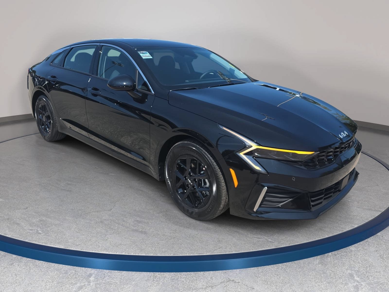 New 2026 Kia K5 LXS FWD image 3