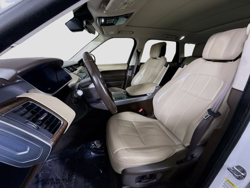 Used 2019 Land Rover Range Rover Sport HSE image 22