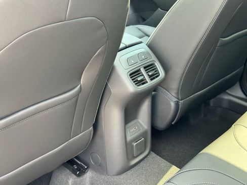 New 2025 Buick Envision Avenir image 22