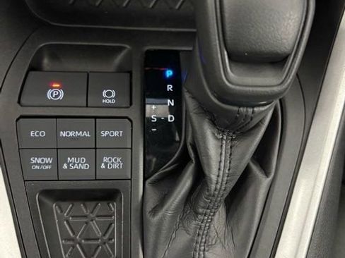 Used 2024 Toyota RAV4 XLE image 23